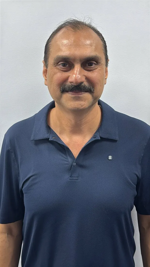 Dr. Asim Iftikhar, Doctor of Physical Therapy and practice owner